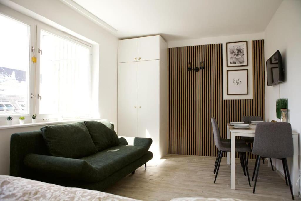 Rooftop With Balcony & Ac Wien
